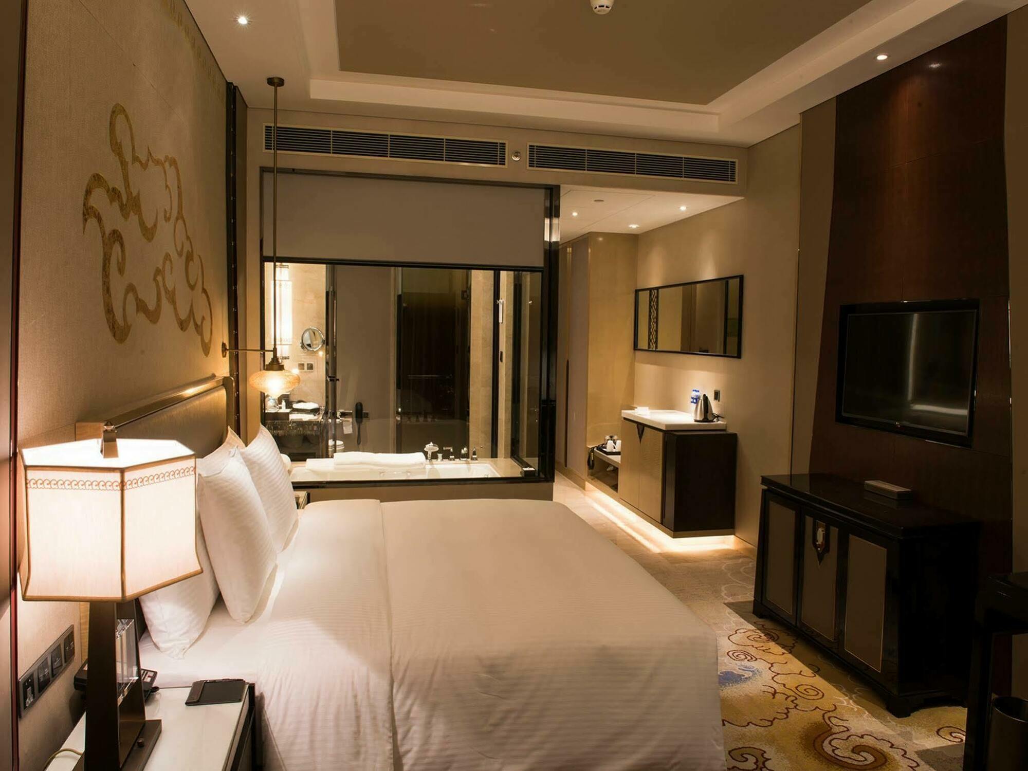 Wanda Vista Xining Hotell Exteriör bild